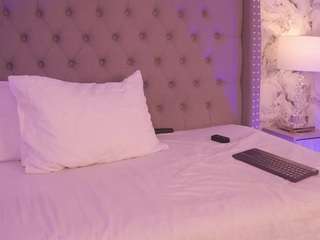 charlotte-harris webcam