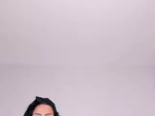 charlotte-harris's Live Sex Cam Show