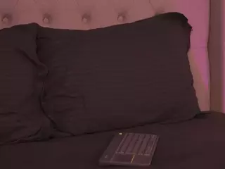 charlotte-harris's Live Sex Cam Show