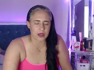 Elektra's Live Sex Cam Show