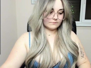 guesskiss Porn