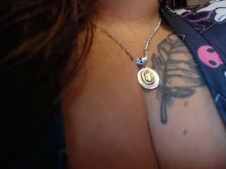 penelope-titts