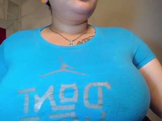 penelope-titts