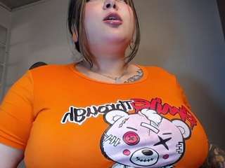 penelope-titts