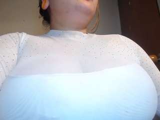 penelope-titts