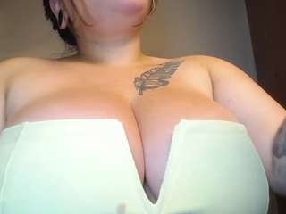 penelope-titts