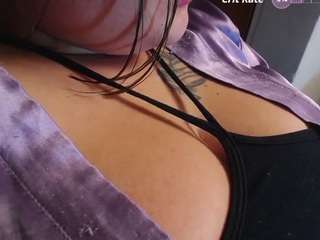 penelope-titts