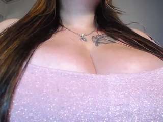 penelope-titts