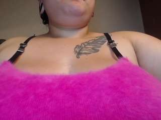 penelope-titts