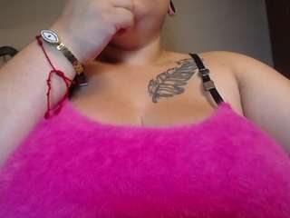 penelope-titts