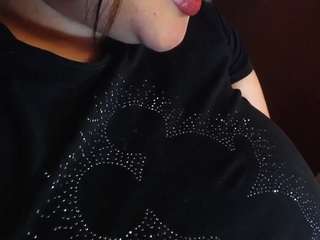 penelope-titts