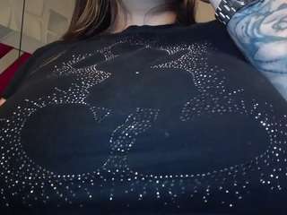 penelope-titts