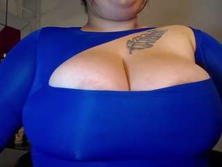 penelope-titts