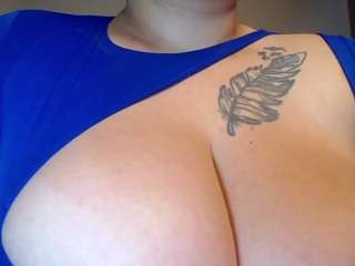 penelope-titts