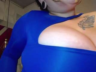 penelope-titts