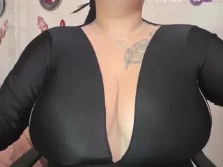 Penelope-titts's Live Sex Cam Show