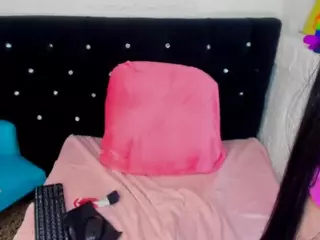 ArianaSmithx's Live Sex Cam Show