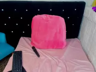 ArianaSmithx's Live Sex Cam Show