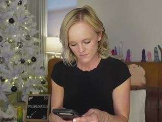 taylorlove303 Live Webcam on CamSoda