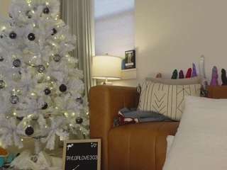 taylorlove303's CamSoda show and profile