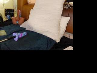 Need a quick nut? Squirt @ every goal - Fuck machine is tip activated  -- 777, 300, 77, 55, 26 favs- [690 tokens remaining]