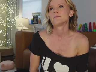 taylorlove303 Live Webcam on CamSoda