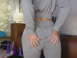 Live webcam model taylorlove303 on Soda Cams