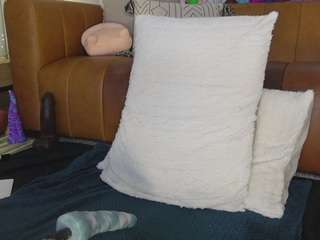 taylorlove303 webcam