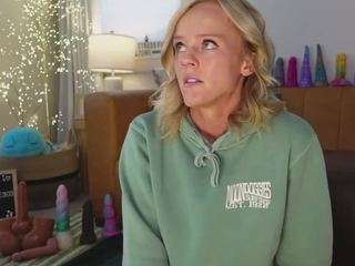 TaylorLove303 live cam