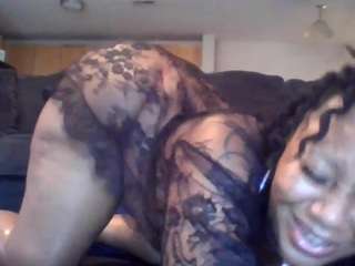 Live webcam model carmelvixen on Soda Cams