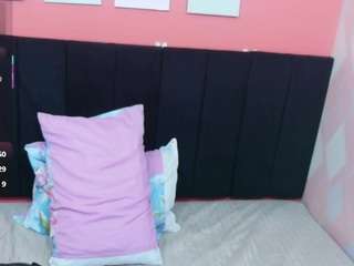 chantal-quinn Live Webcam on CamSoda