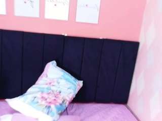 chantal-quinn Live Webcam on CamSoda