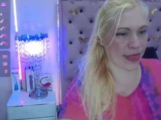 EmmaPink3