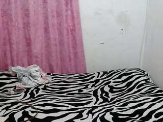 kattylatingirlvz, female webcam model,  years old, on live webcam