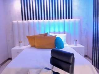 nora-sanz webcam