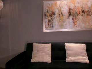 nora-sanz Live Webcam on CamSoda