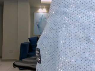 nora-sanz webcam model