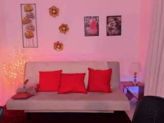 nora-sanz live webcam show