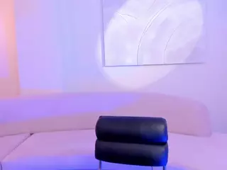 TARA LAWRENCE's Live Sex Cam Show