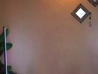 YoyoAnny's Live Sex Cam Show