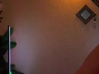 YoyoAnny's Live Sex Cam Show