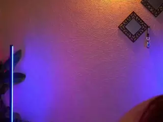 YoyoAnny's Live Sex Cam Show