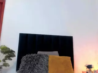 NinaCavalli's Live Sex Cam Show