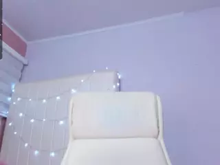 Rosie-Hadid's Live Sex Cam Show