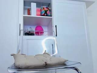 Live cam show with Aidasina