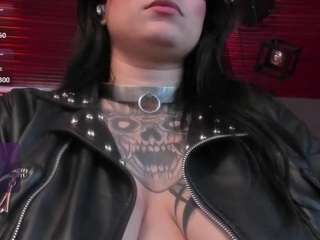 valneeko Live Webcam on CamSoda