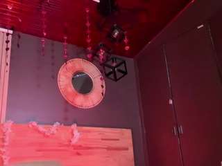 valneeko Live Webcam on CamSoda