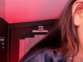 valneeko Live Webcam on CamSoda