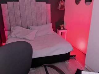 le modèle valneeko est en webcam porno dans un show sur le site camsoda, il possède les tags suivants: ahegao,shaved-pussy,lingerie,living room,lush,naked,natural,no smoking,sex toys,shaved,slutty,hot,solo,spanish,spank,squirter,strip,tattoos,tease,teen 18