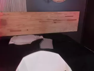 ValNeeko's Live Sex Cam Show